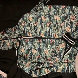 Akoo lightweight men’s jacket zip up